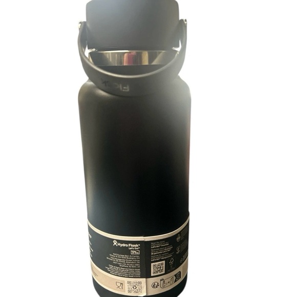 Hydro Flask 32 oz Wide Mouth Flex Straw Cap Black Insulated Bottle - Picture 2 of 6